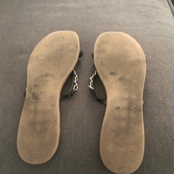 Steve Madden Sandals Black with cute chain detail sz 10 - Picture 6 of 7